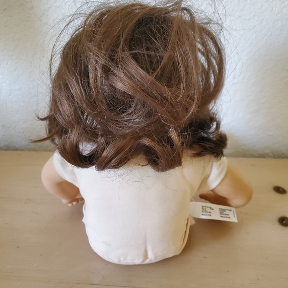 American Girl 2012 Baby Itty Bitty Doll & Clothes - Picture 3 of 6